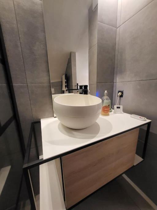 Grasse, Superbe 2 Pieces A 2 Minutes Du Centre Apartment ภายนอก รูปภาพ